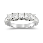 1.00 Ct Diamond Five Stone Ring in Platinum