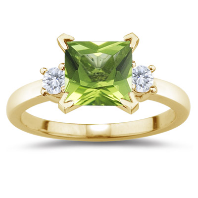 0.20 Cts Diamond & 1.15 Cts Peridot Ring in 18K Yellow Gold