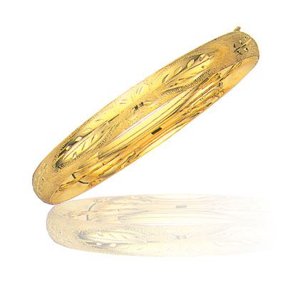 Classic Bangle in 14K Yellow Gold