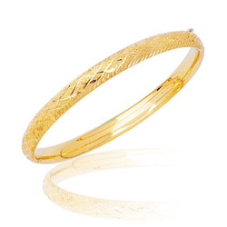 Textured Diamond Patten Children's Braided Bangle in 14K Yellow Gold