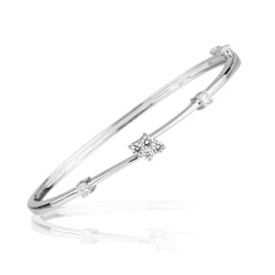 0.55-0.60 Cts SI2-I1 clarity & I-J color Diamond Bangle Bracelet in 18K White Gold