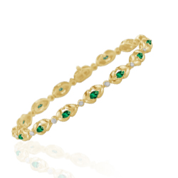 0.07 Cts Diamond & 0.70 Cts Natural Emerald Bracelet in 14K Yellow Gold