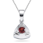 0.20 Ct 4 mm AA Round Garnet Solitaire Trillion-shaped Pendant- Silver