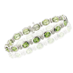 0.32 Cts Diamond & 14.40 Cts Peridot Bracelet in 14K White Gold