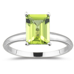 2.25 Cts Peridot Solitaire Ring in Platinum
